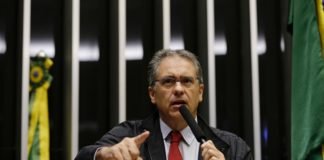 Petista vai relatar lei que flexibiliza improbidade administrativa