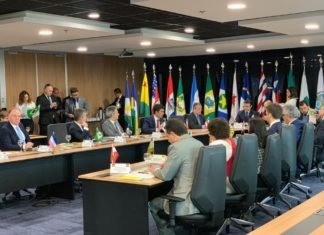 Casagrande participa em Brasília de Fórum dos Governadores