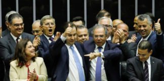 Sucessão do presidente da Câmara já tem 8 candidatos