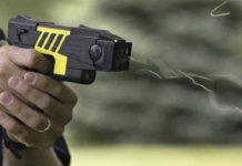 Deputados são contra uso de armas de eletrochoque em estudantes