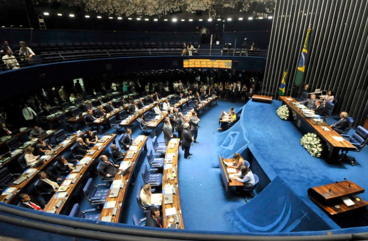 Senado deve barrar volta das coligações aprovada pela Câmara