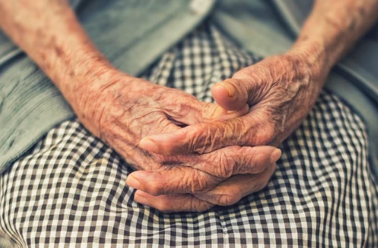Câmara aumenta pena para quem matar idoso acima de 60 anos