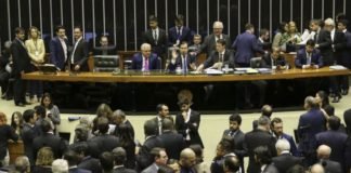 Bancada do ES repete apoio a Bolsonaro no 2º turno da Reforma da Previdência