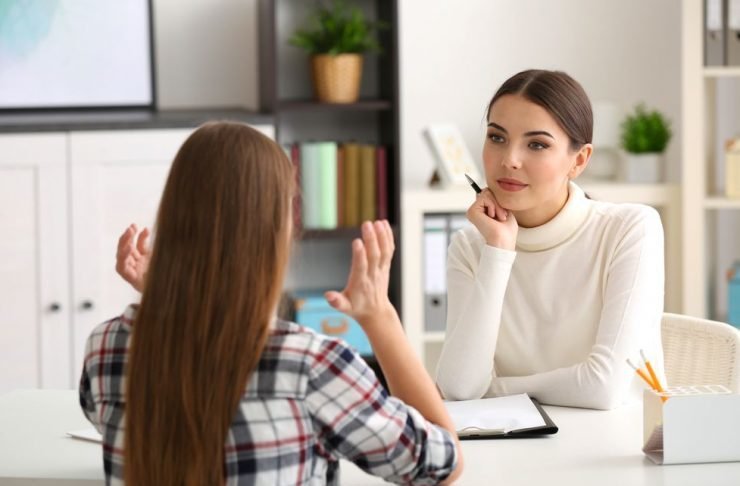 Lei que exige psicólogo em escola pública levou 18 anos para ser aprovada