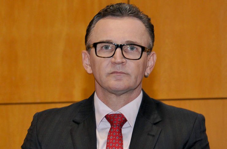 Deputado Majesky negocia ida para REDE