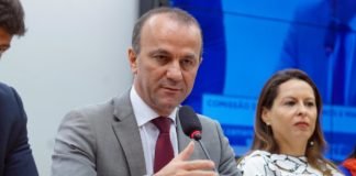 2025 será o ano da prisão de Bolsonaro, diz deputado