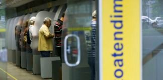 PMVV: Servidores recebem salários adiantados