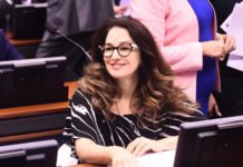 Deputada Norma muda domicílio para disputar prefeitura de Marataízes