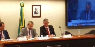 Ministro diz na Câmara que Che Guevara era covarde e não gostava de tomar banho