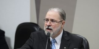 Indicação de novo PGR teve apoio de senadores do ES