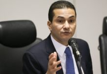 Nazismo não: Presidente do PRB pede demissão de secretário de Bolsonaro