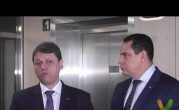 Ministro Tarcísio Freitas garante a continuidade de obras no ES