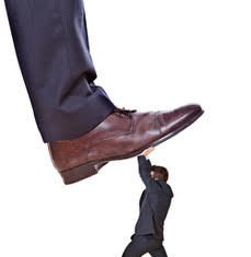 A perseguição ao trabalho