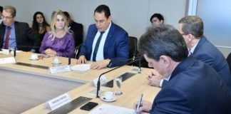 Ministro garante recursos para tocar obras estruturantes no ES