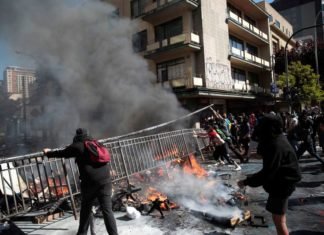 ‘Reforma Tributária é urgente”, diz Maia, apontando para o Chile