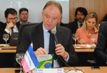 Casagrande em Brasília trata de enchentes e se reúne com ministros e governadores