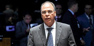 Crise no PSL deixa Bolsonaro refém do MDB e da ‘velha política’