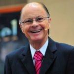 Bispo-Edir-Macedo-FOTO-Igreja-Universal-do-Reino-de-Deus