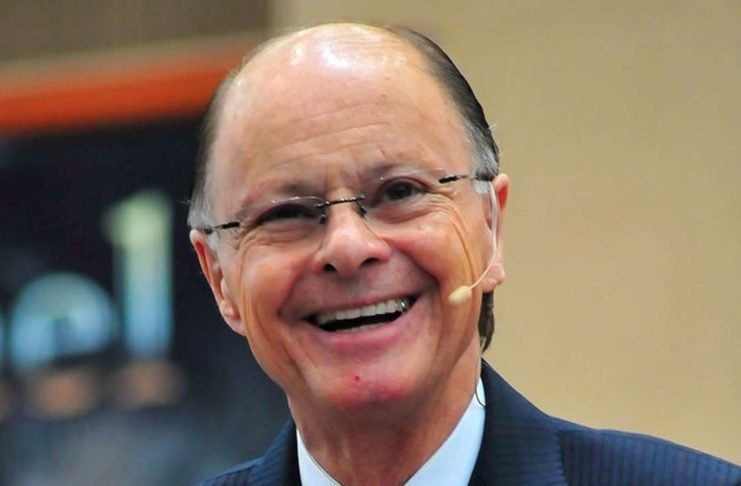 ‘Bispo’ Edir Macedo cada vez mais rico: Patrimônio de R$ 2 bilhões