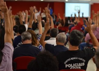Deputados votam a favor da criação da nova Polícia Penal