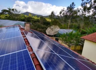 ANEEL tenta taxar energia solar e irrita deputados