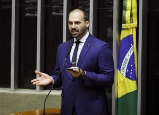 Crise no PSL sobra para Rodrigo Maia. Deputados indicam 2 líderes