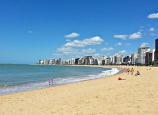 Conheça as praias impróprias para banho no país; 136 péssimas