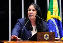 “Sou candidata ao Senado sim, por que não?