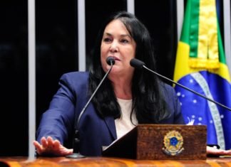 “Sou candidata ao Senado sim, por que não?