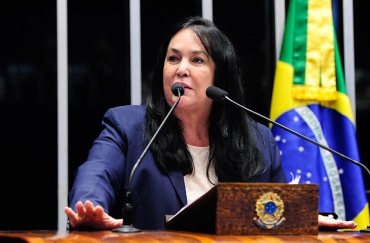 “Sou candidata ao Senado sim, por que não?