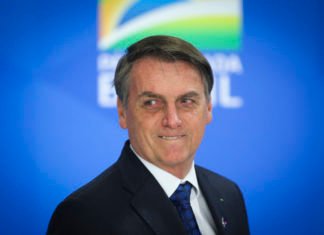 Reforma administrativa não vai tirar direitos de trabalhadores, diz Bolsonaro