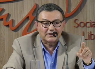 Deputado suspenso diz que por coerência PSB deveria expulsar os 10 ‘infiéis’