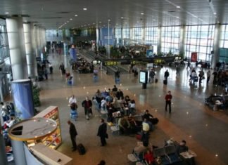 Câmeras filmam tudo nos aeroportos, até roubo de celular, veja…