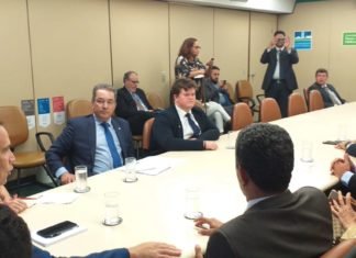 Deputado é reeleito para coordenação da bancada na Câmara