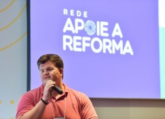 Deputado defende reforma que pode gerar economia de R$ 400 bilhões com funcionalismo