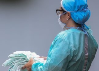 Com 3 milhões de habitantes, DF registra 260 casos, a maioria na faixa dos 42 anos