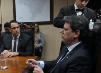 Deputado pede fim da cobrança de pedágio nas rodovias federais