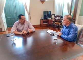 Bancada pede a ministro 300 respiradores e equipamentos para hospitais do ES