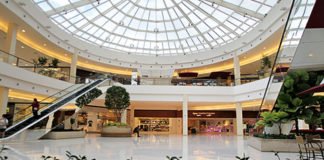 Shoppings reabrem em Brasília mas sem cinema e praça de alimentação