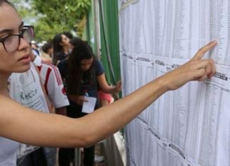 Tribunal manda adiar Enem por causa da pandemia