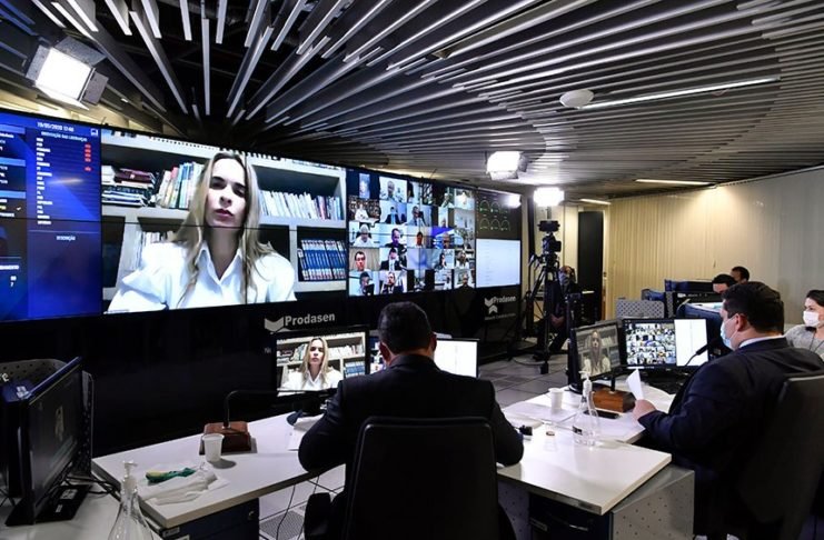 Senado aprova adiamento do Enem 2020; matéria vai à Câmara