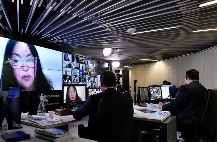 Senado aprova lei que libera crédito a devedor na pandemia