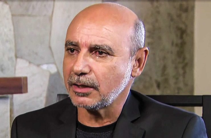 Prisão de Queiroz em nada afeta o presidente, diz capixaba