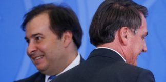Apoio do governo ao Centrão visa eleger sucessor de Maia e aprovar novo imposto
