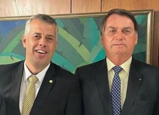 Bolsonaro troca vice líderes na Câmara: mantém Evair e exclui Soraya Manato