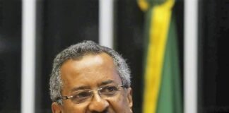 Quase 10 anos depois, Câmara aprova projeto de ex-deputados médicos