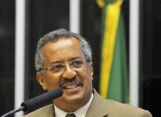 Quase 10 anos depois, Câmara aprova projeto de ex-deputado