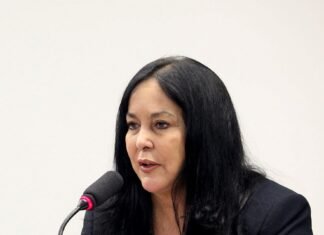 Mulher vítima de violência doméstica ou familiar poderá usar conta conjunta para se mudar