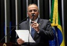 Senador que desviou recursos contra Covid é afastado do cargo