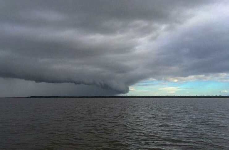 Defesa Civil alerta para tempestades em várias regiões. Ciclone no ES e Rio